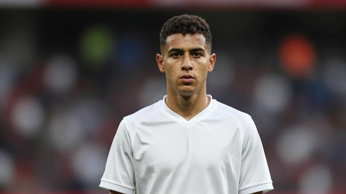 Arsenal have signed 18-year-old striker Igor Tyjon from Blackburn Rovers for an initial £1 million, with add-ons up to £2...