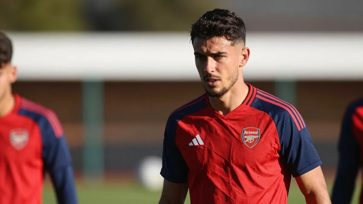 Arsenal's perfect start to the season has sparked debate about a title narrative, as the team sits second with nine...