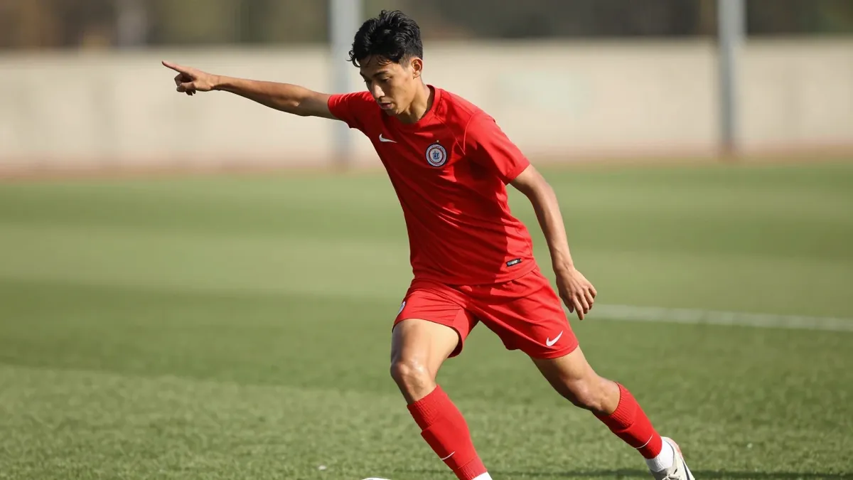 Arsenal are reportedly monitoring Fulham's 19-year-old attacking midfielder Josh King as they look to address a...