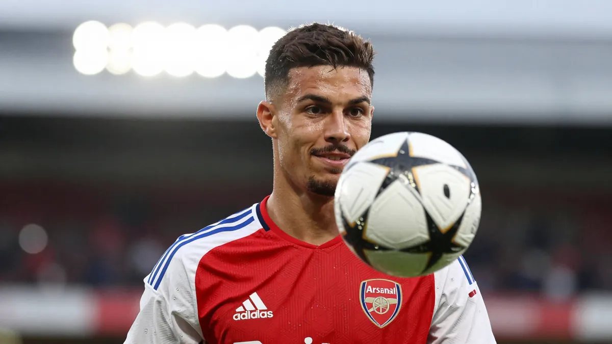 Arsenal's Myles Lewis-Skelly wants to stay amid transfer interest