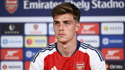 Arsenal eye versatile Barcelona defender Koundé