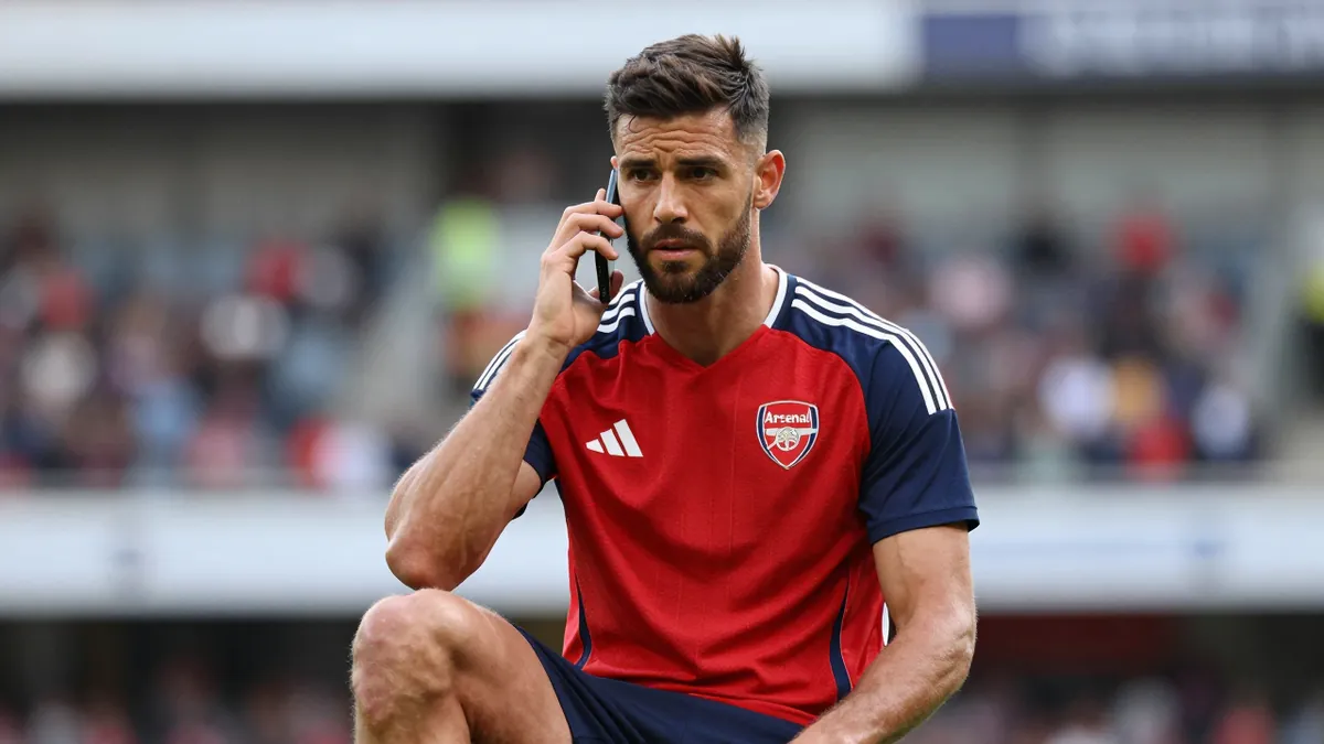 Arsenal Transfer News: Kounde's Agent Spotted Amid Record-Breaking Move