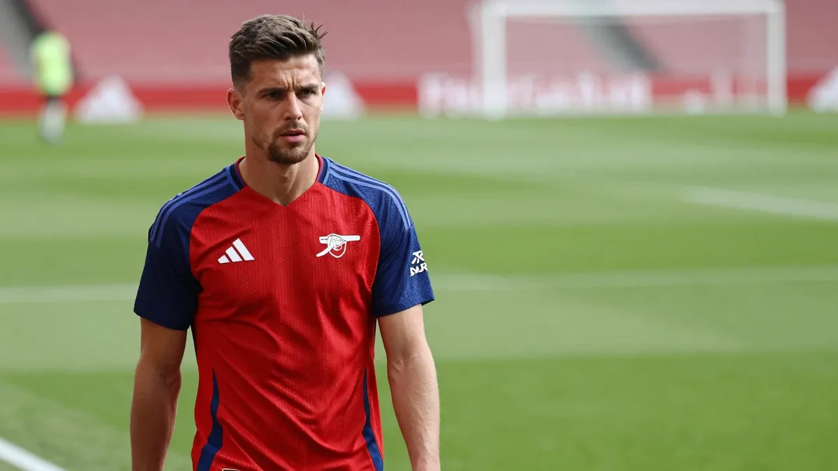 Alan Shearer has reacted to Bruno Guimaraes's transfer from Newcastle to Arsenal, with the midfielder now sidelined for...
